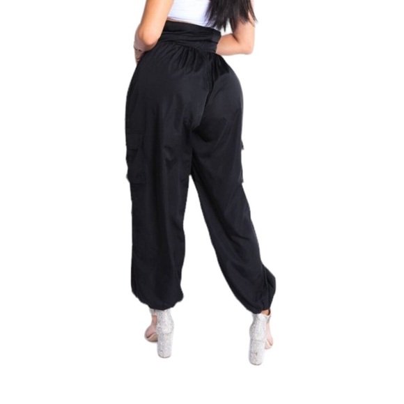 High Waist Cargo Pocket Drawstring Jogger Pants
New - Picture 6 of 8